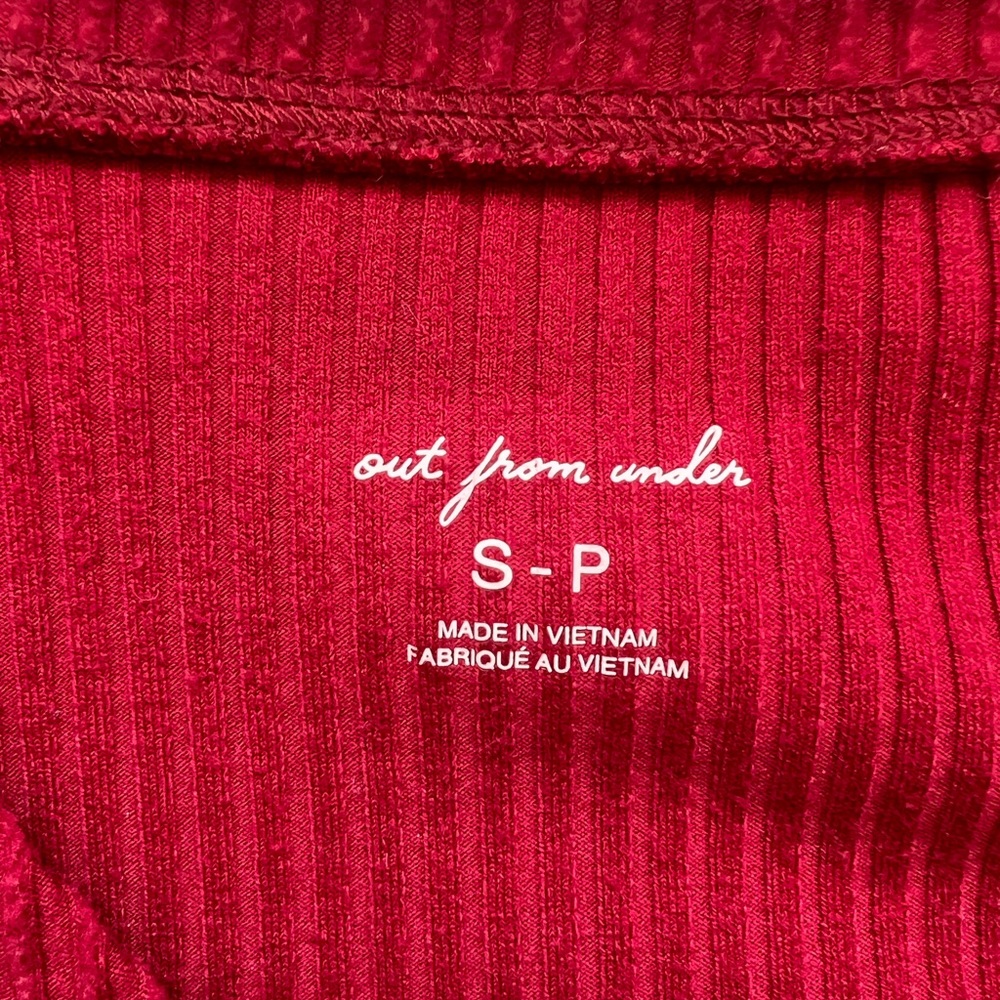 Red Ribbed Button-Up Cardigan - Picture 3 of 4